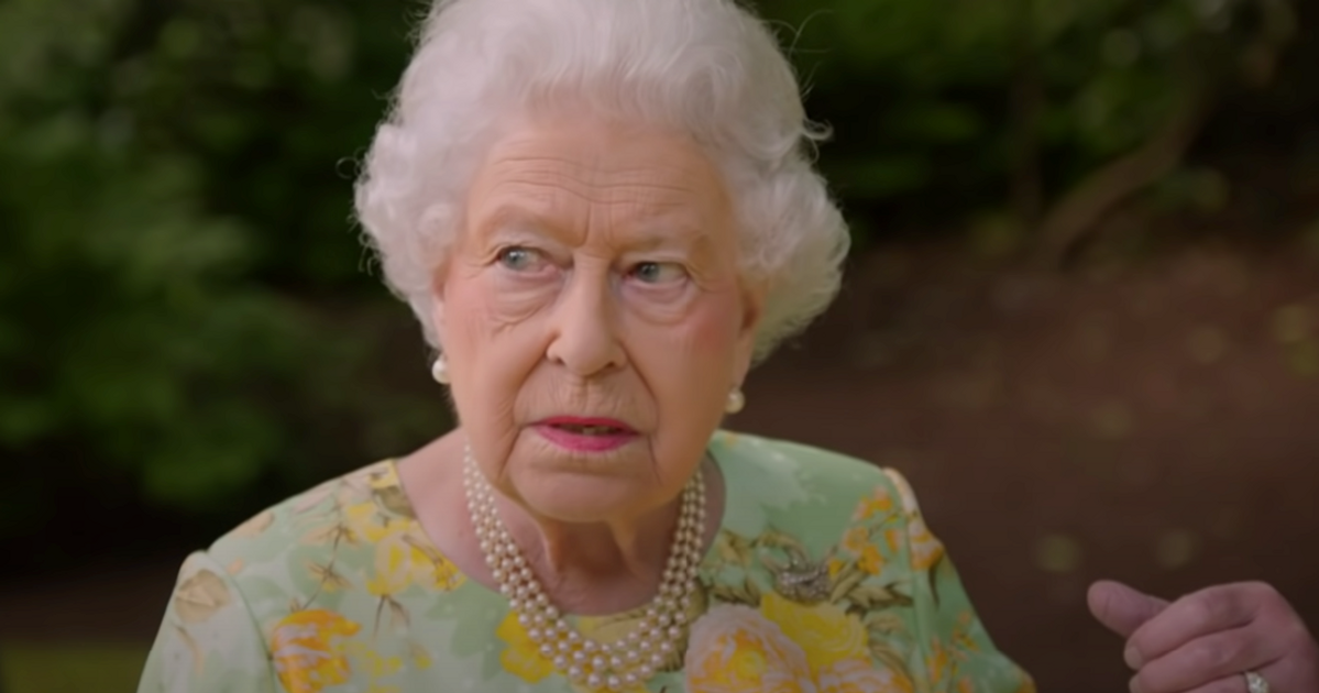 queen-elizabeth-shock-is-death-stalking-prince-charles-mom-monarch-has-reportedly-suffered-heartache-yet-again