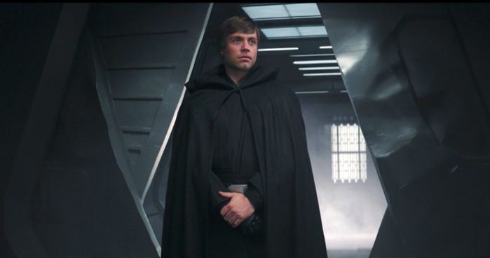 Luke Skywalker's epic return in The Mandalorian.
