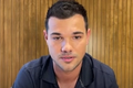 taylor-lautner-net-worth-how-rich-is-the-twilight-star-today