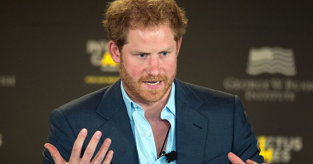 prince-harry-heartbreak-royal-family-furious-at-meghan-markle-husband-for-cashing-in-on-their-connection-boos-reportedly-likely-to-greet-sussex-couple-next-week