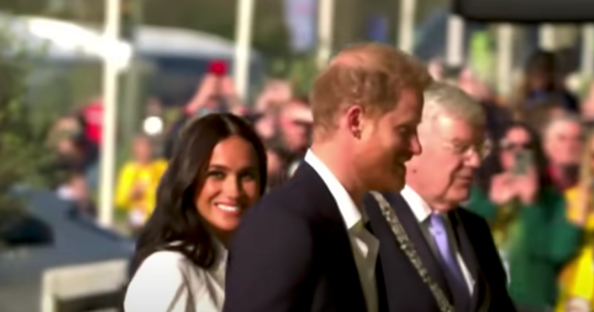queen-elizabeth-heartbreak-prince-harry-meghan-markle-insult-british-monarch-in-recent-visit-without-kids-archie-and-lili-thomas-markle-sr-claims