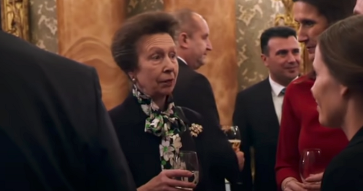 princess-anne-shock-queen-elizabeths-only-daughter-supports-her-decision-to-ban-a-royal-documentary-that-turned-out-to-be-the-most-watched-in-history-royal-biographer-robert-harman-claims