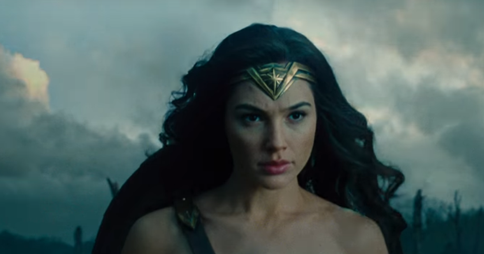 Shazam 2: New Look at Gal Gadot's Wonder Woman Cameo Revealed (Low