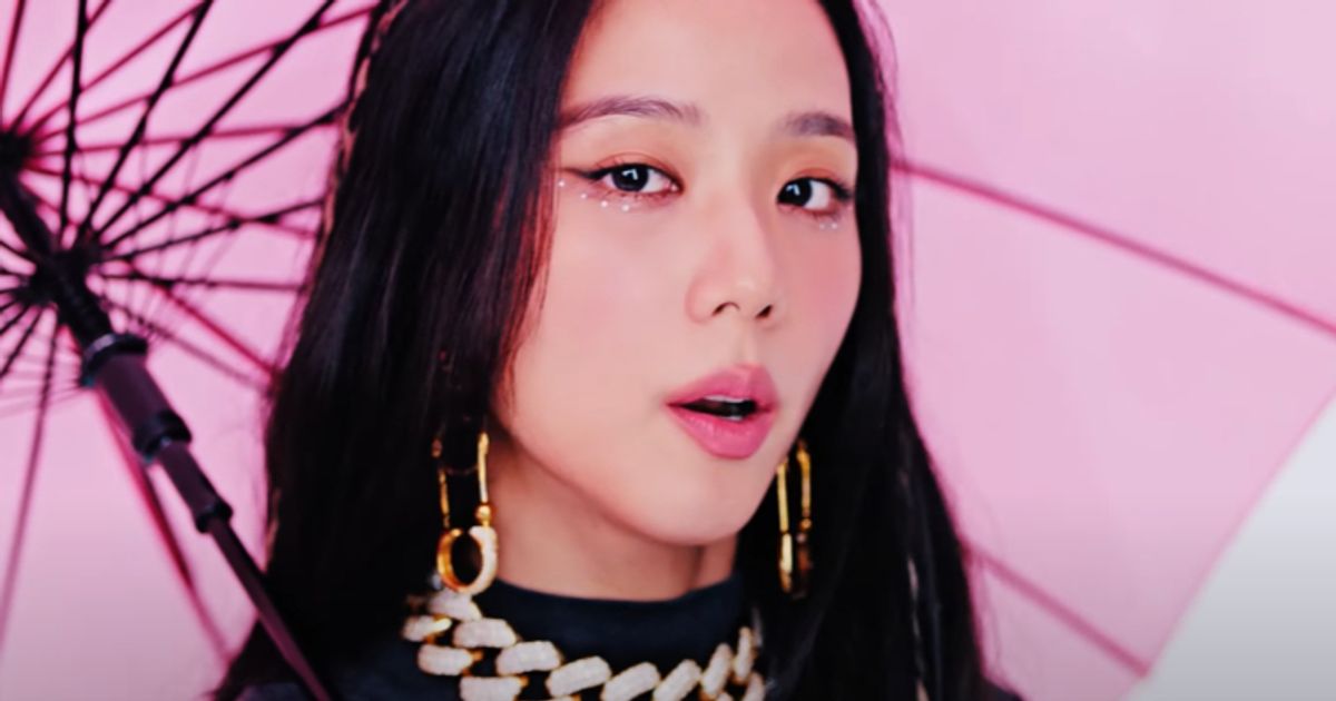 blackpink-jisoo-power-k-pop-idol-turned-actress-sets-new-record-on-instagram-by-becoming-highest-earning-asian-celebrity-and-most-followed-korean-actress-on-instagram