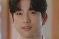 yumis-cells-season-2-updates-and-spoilers-kim-go-eun-and-got7-jinyoung-share-a-romantic-moment-under-the-pouring-rain
