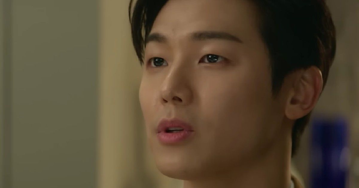 Kang Min-hyuk as Han Jun-kyung in Celebrity