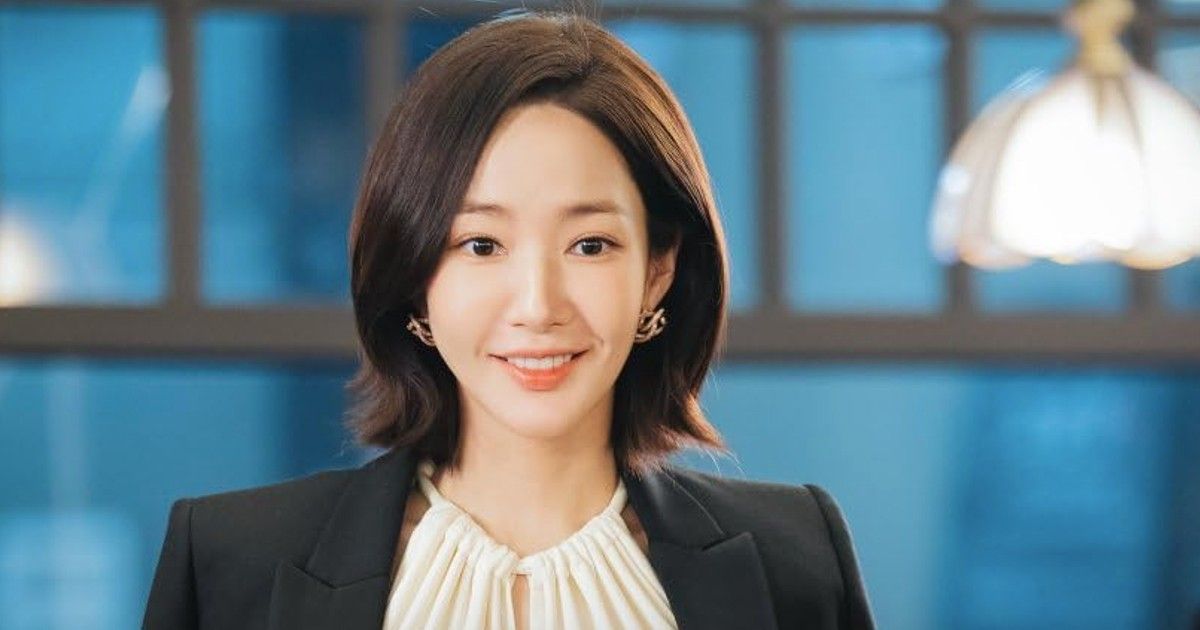 Authentique Marry My Husband: Park Min-young as Kang Ji-won in Marry My Husband