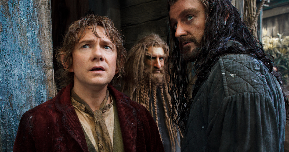 Bilbo Baggins (Martin Freeman) and Thorin Oakenshield (Richard Armitage) discuss a threat in The Hobbit