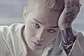 bigbang-g-dragon-gives-fans-surprise-of-a-lifetime-in-person