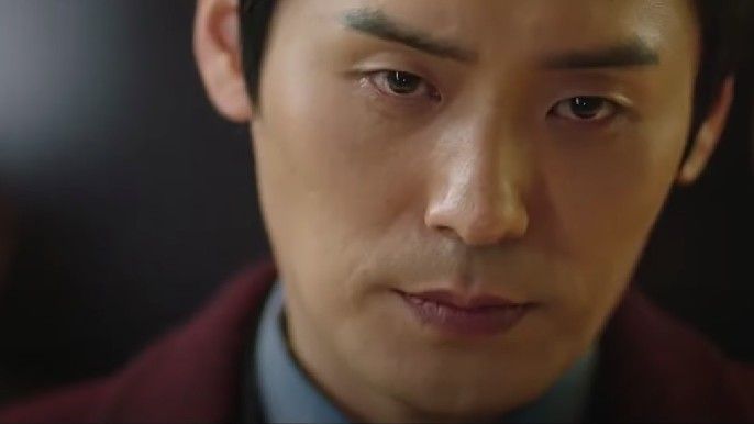 Choi Dae Hoon as Cheon Sang Woo in The Good Detective Season 2