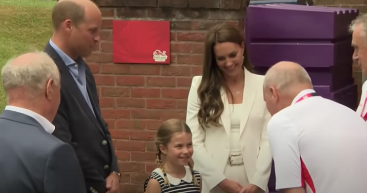 prince-william-kate-middleton-already-preparing-princess-charlotte-as-spare-prince-harrys-niece-unlikely-to-end-up-like-him-expert-claims