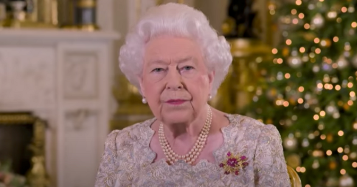 queen-elizabeth-shock-prince-charles-mother-continues-to-experience-mobility-problems-will-she-make-a-balcony-appearance