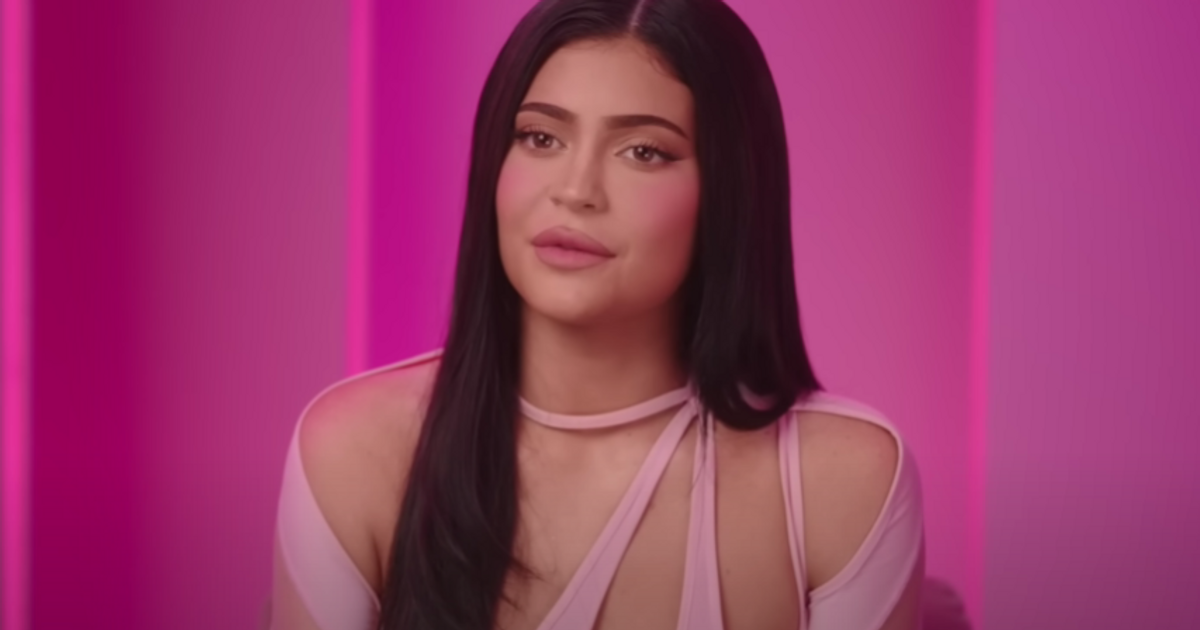 kylie-jenner-net-worth-how-much-is-travis-scotts-baby-mama-really-worth