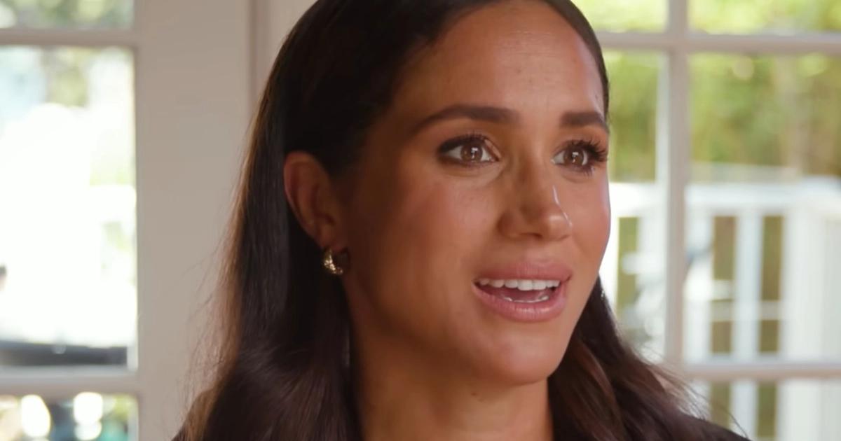 meghan-markles-claims-about-not-knowing-how-to-curtsy-were-just-a-mockery-duchess-of-sussexs-video-curtsying-in-suits-goes-viral