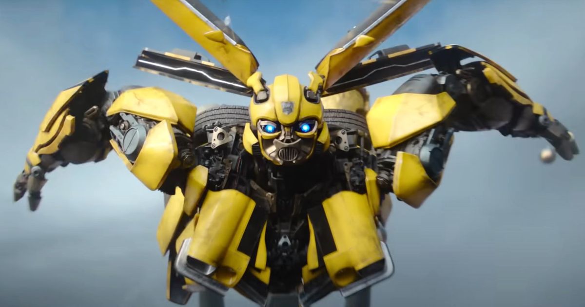 Bumblebee jumping from above