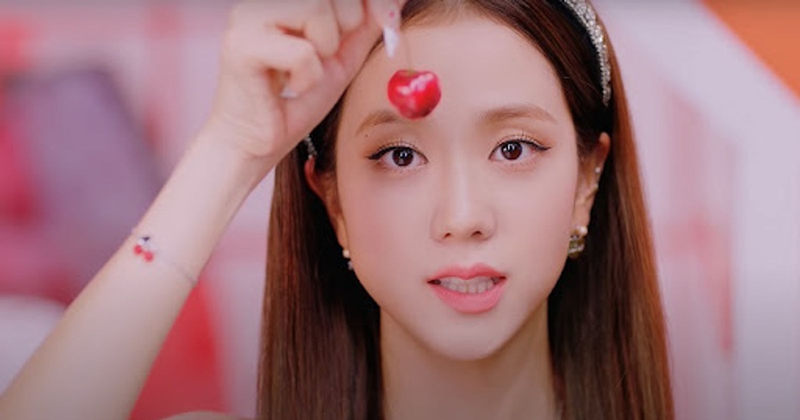 BLACKPINK's Jisoo shares her skincare routine for her ethereal glowing skin