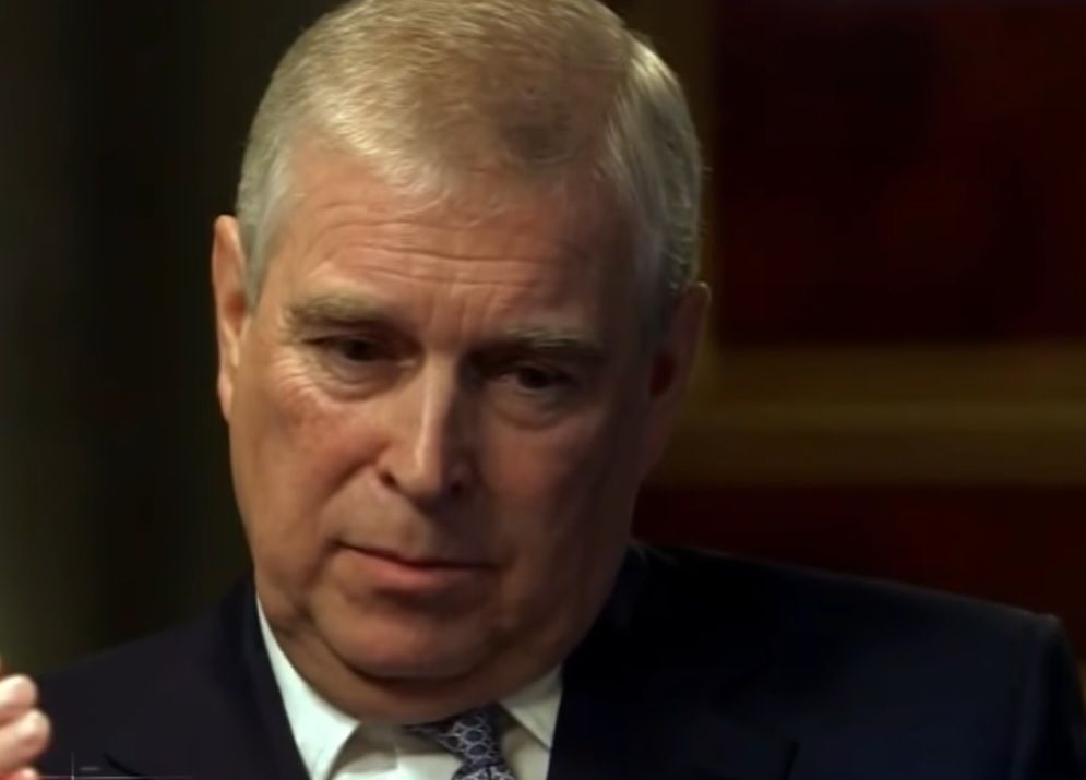 prince-andrew-shock-queen-elizabeths-son-willing-to-pay-25-million-in-settlement-duke-preparing-for-trial