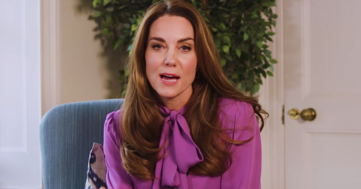 kate-middleton-shock-prince-williams-wife-broke-down-in-tears-because-of-camilla-duchess-allegedly-refused-to-curtsy-to-the-future-queen-consort
