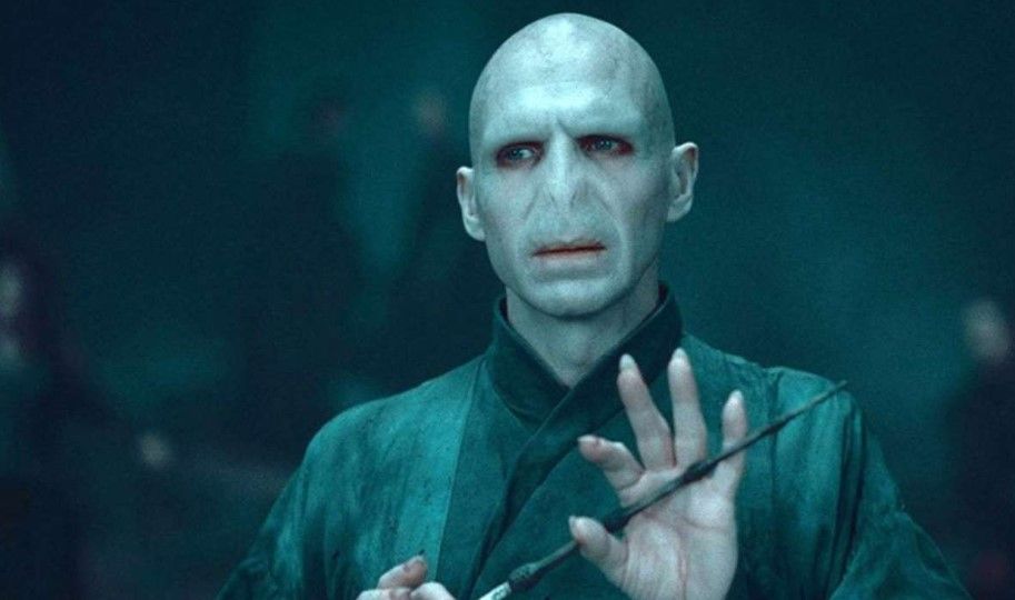 Harry Potter Star Ralph Fiennes Reveals He Almost Turned Down Voldemort ...