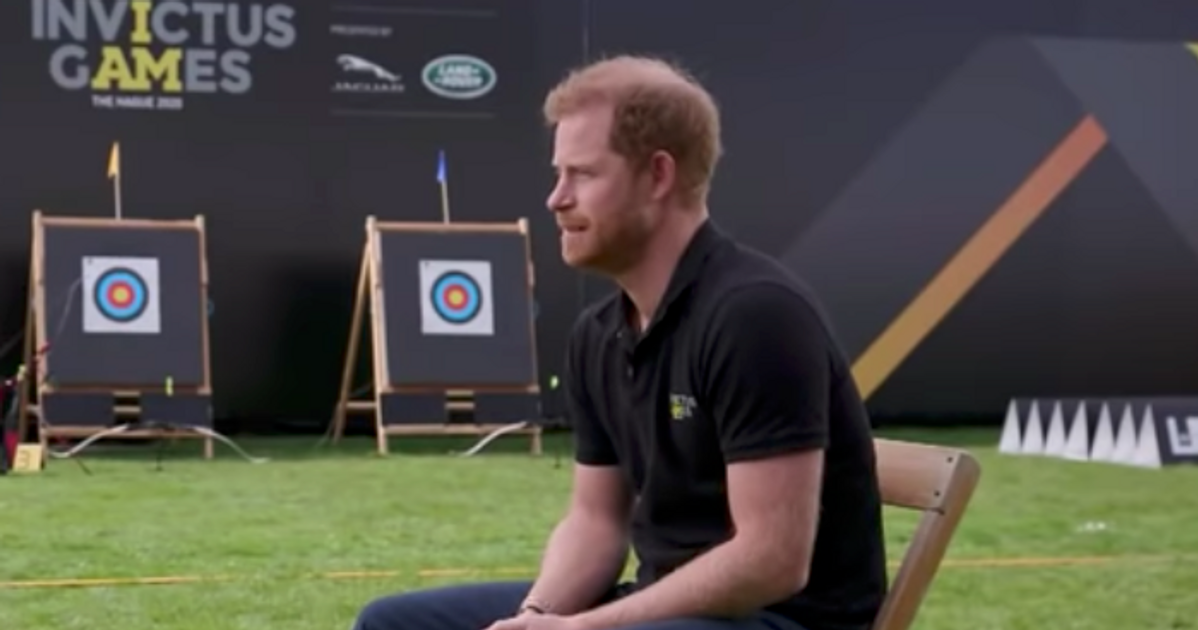 prince-harry-shock-duke-of-sussex-snubbed-queen-elizabeth-royal-family-5-times-in-explosive-interview