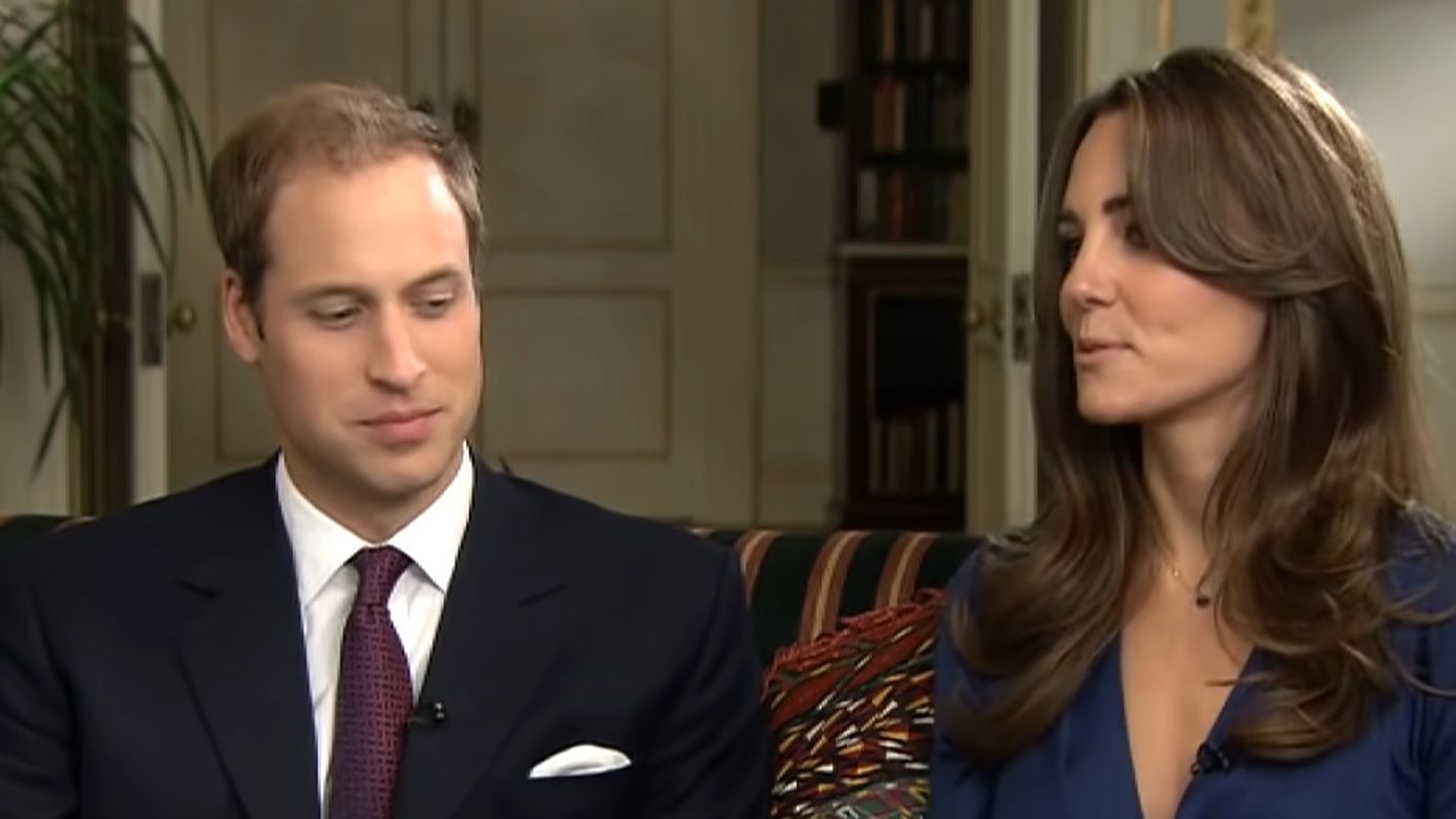 prince-william-gave-kate-middleton-a-rose-gold-ring-while-they-were-still-studying-symbolic-jewelry-reportedly-had-a-hidden-meaning