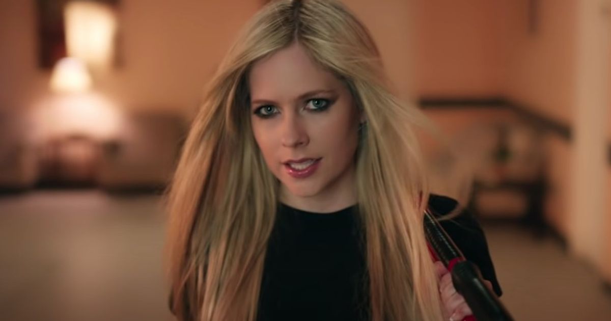 avril-lavigne-net-worth-what-made-the-canadian-singer-one-of-the-wealthiest-pop-rock-stars