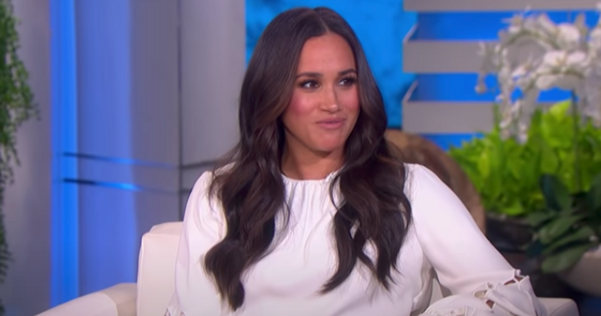 meghan-markle-a-real-housewives-fan-prince-harrys-wife-confronted-andy-cohen-for-not-being-able-to-book-on-watch-what-happens-live