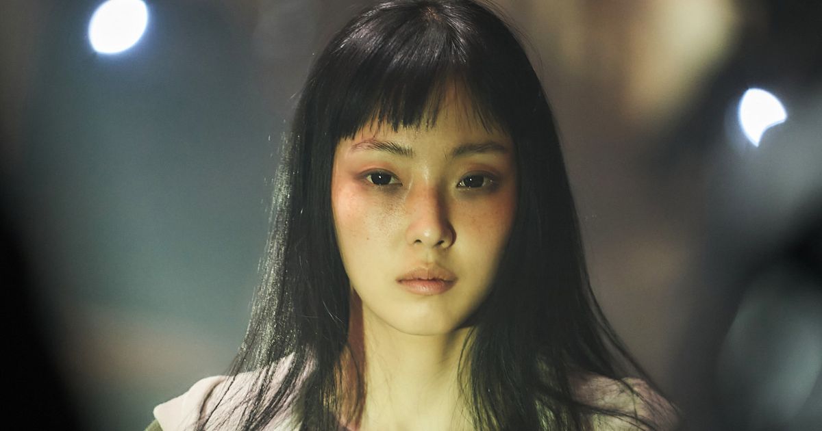 Is Parasyte: The Grey a sequel: Jeon So-Nee as Jeong Su-In in Parasyte: The Grey