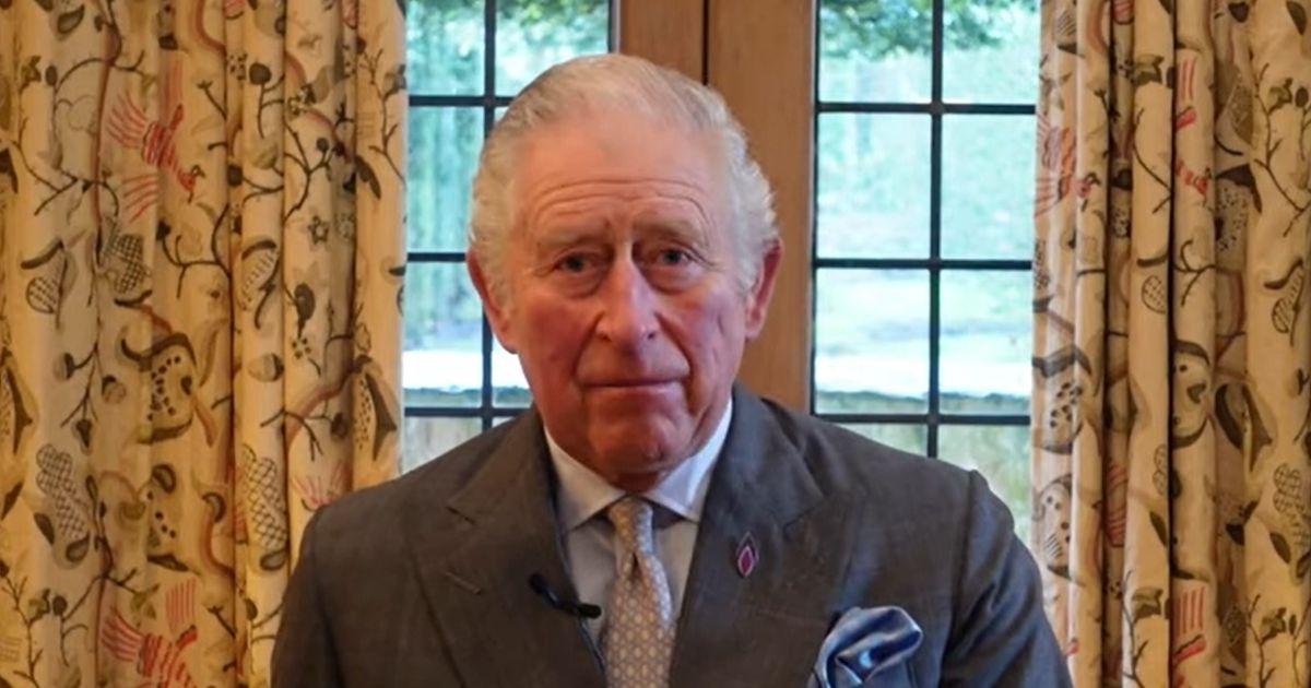 prince-charles-shock-queen-elizabeths-son-not-fit-to-be-king-following-cash-in-bags-scandal-royal-commentator-reportedly-thinks-britons-would-favor-prince-william-more