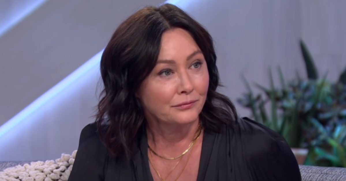 shannen-doherty-net-worth-see-where-the-heathers-stars-successful-acting-career-began