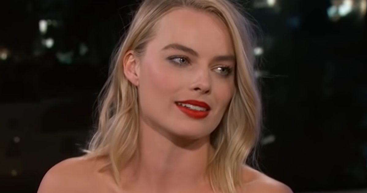 margot-robbie-spotted-wiping-away-tears-hours-after-leaving-cara-delevingnes-home-suicide-squad-star-allegedly-distressed-during-latest-outing