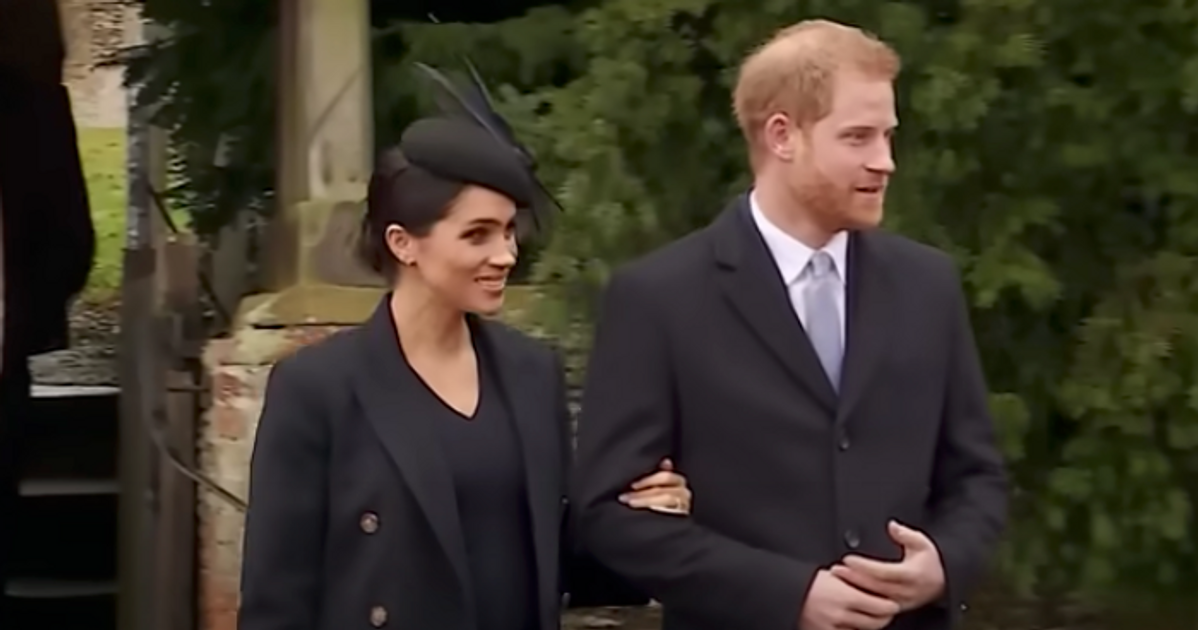 prince-harry-meghan-markle-shock-prince-williams-brother-no-longer-needs-his-wife-sussexes-lost-in-the-group-during-ellen-degeneres-portia-de-rossis-renewal-of-vows-expert-claims