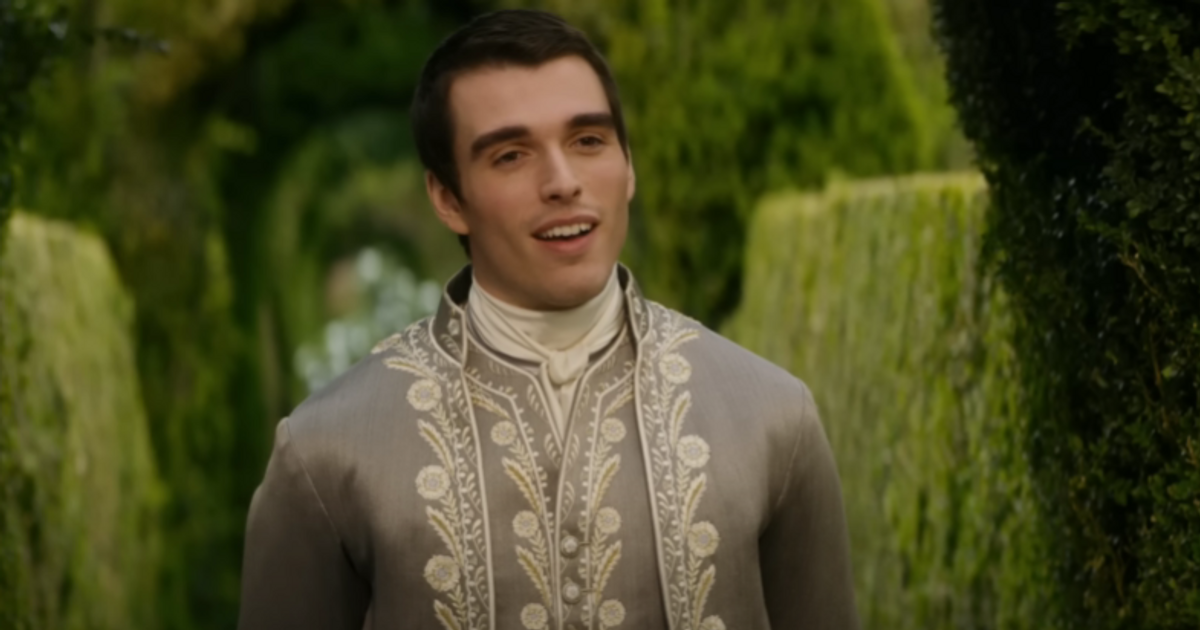 queen-charlotte-a-bridgerton-story-a-first-look-at-king-george