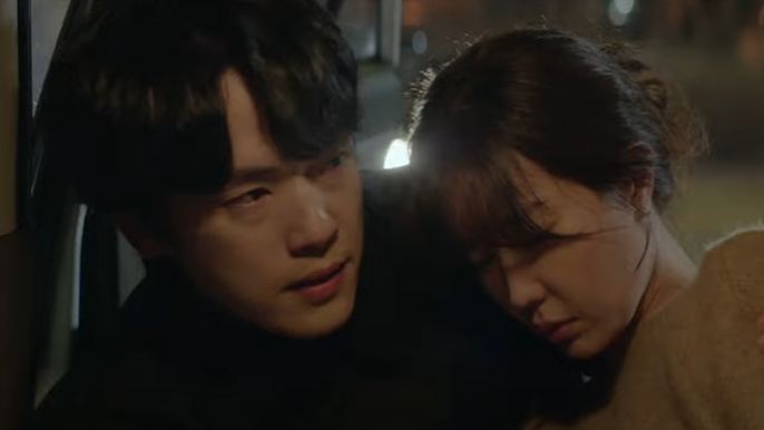 kokdu-season-of-deity-episode-12-recap-kim-jung-hyun-rescues-im-soo-hyang-after-getting-kidnapped