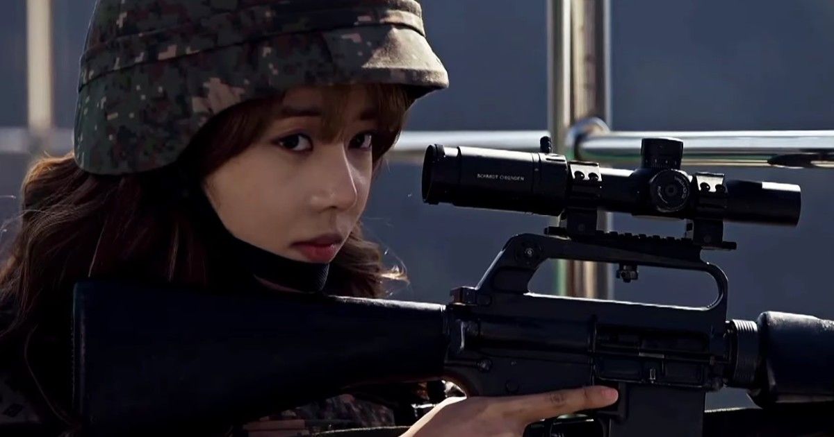 Choi Moon-hee as Lee Na-ra in Duty After School