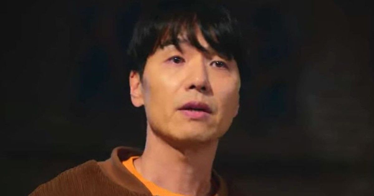 Is Baek Jung a villain Chicken Nugget: Kim Tae-Hoon as Baek Jung in Chicken Nugget