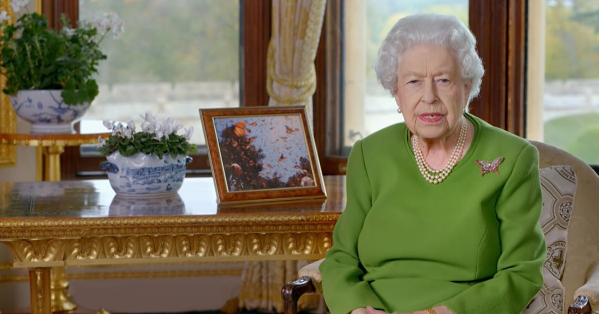 queen-elizabeth-reportedly-had-3-state-funerals-planned-ahead-of-her-passing-called-operation-unicorn-operation-london-bridge-and-operation-overstudy-but-whats-the-difference