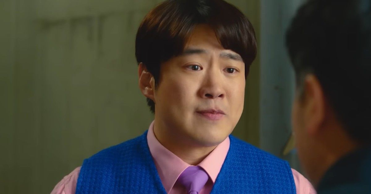 Baek-Joong yellow pants: Ahn Jae-Hong as Ko Baek-Joong in Chicken Nugget