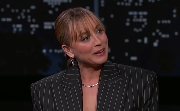 kaley-cuoco-dealt-with-depression-while-filming-flight-attendant-season-2-because-of-her-divorce-from-karl-cook