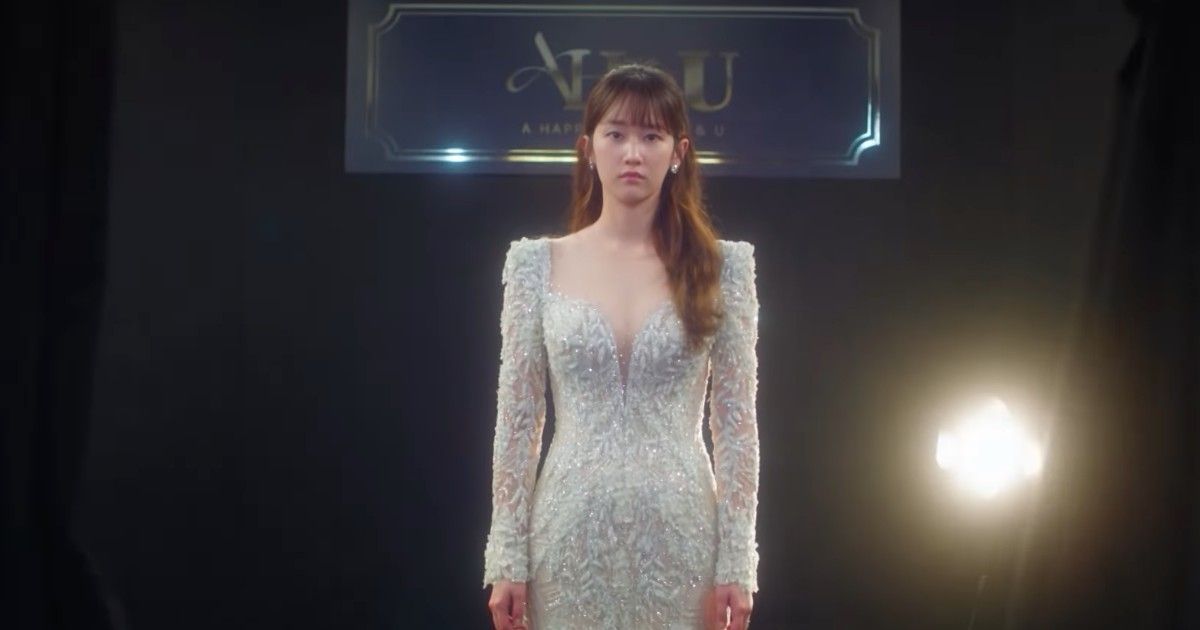Wedding Impossible manhwa: Jeon Jong-seo as Na A-jeong in Wedding Impossible 