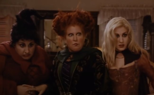 Where to Watch and Stream Hocus Pocus Free Online 