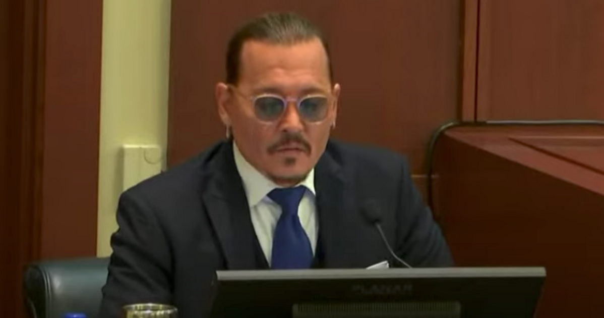 johnny-depp-shock-dakota-johnson-knows-something-is-wrong-after-seeing-the-pirates-of-the-caribbean-stars-severed-finger-in-resurfaced-video-amid-amber-heard-trial