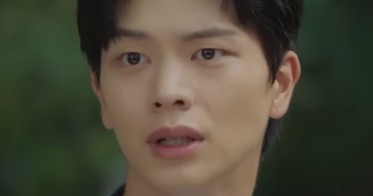 the-golden-spoon-episode-11-recap-btob-yook-sungjae-tries-to-protect-his-secret-will-lee-jong-won-get-ahold-of-a-golden-spoon