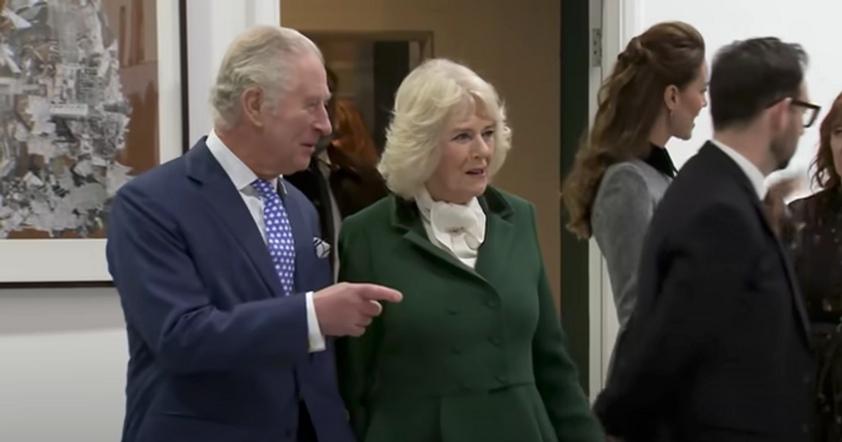 queen-camilla-has-hidden-trick-when-king-charles-is-talking-too-much-during-walkabouts-prince-williams-stepmother-reportedly-do-this-move