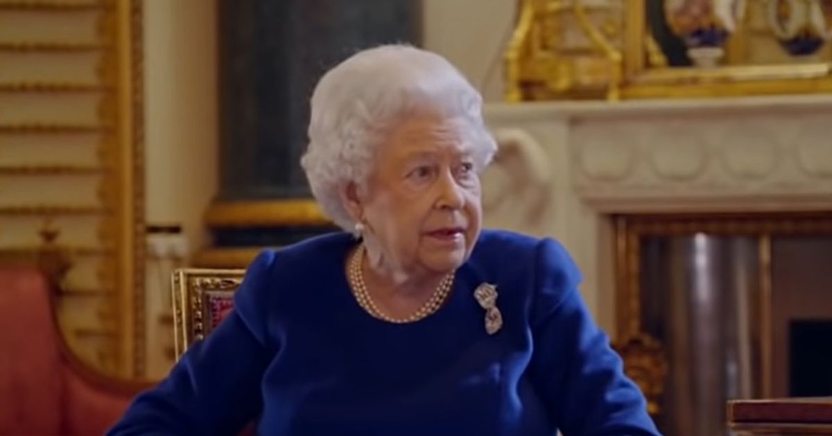 all-the-rumors-that-surrounded-queen-elizabeths-health-before-she-died-revisited-from-her-majesty-allegedly-knowing-she-wont-survive-until-the-end-of-2022-to-former-monarch-exhausted-due-to-prince-and