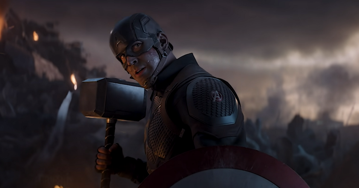 Captain America wields Mjolnir during battle with Thanos