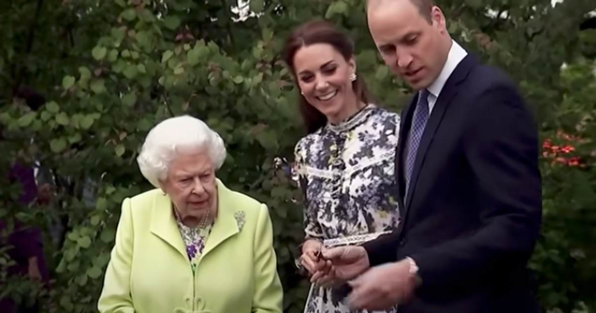 kate-middleton-prince-william-shock-cambridges-ask-about-prince-harrys-shady-claims-in-new-interview-mark-queen-elizabeths-96th-birthday-with-a-special-portrait