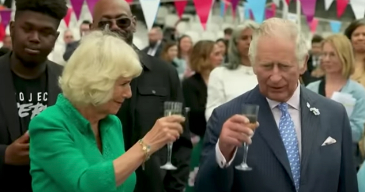 king-charles-loses-temper-at-beloved-wife-camilla-caught-on-camera-twitter-reacts