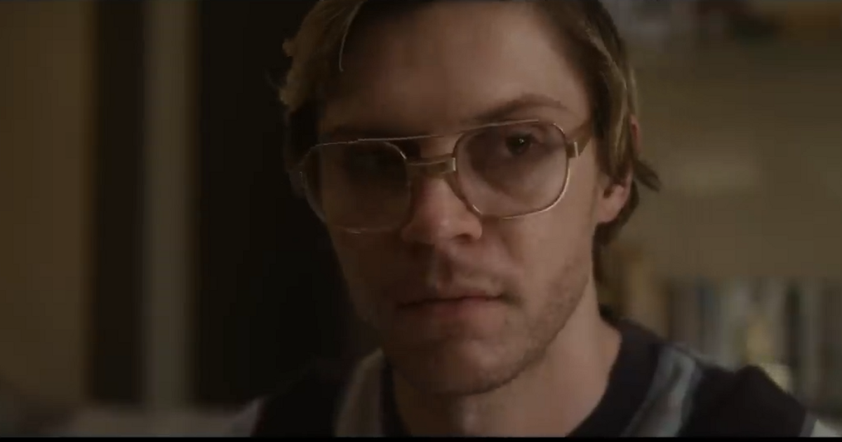 monster-the-jeffrey-dahmer-story-release-date-cast-update-see-evan-peters-transform-into-a-horrific-serial-killer-in-new-netflix-series