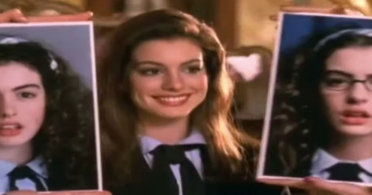 Anne Hathaway as Princess Mia Thermopolis in The Princess Diaries makeover scene